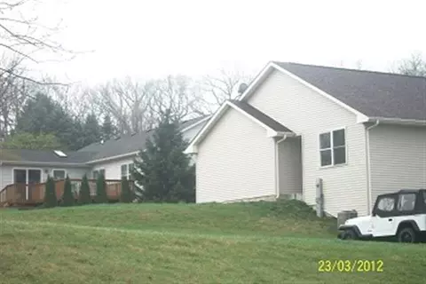 460 Marstonmoor, Davis, IL 61019 photo 2
