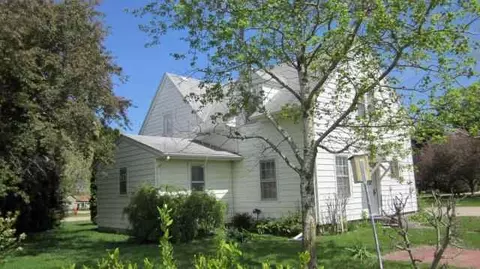 129 E Main, Durand, IL 61024 photo 2
