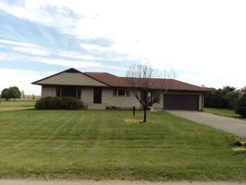 4937 Monarch, Freeport, IL 61032 photo 1
