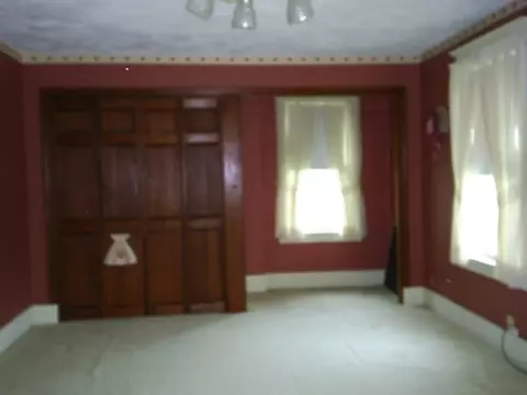 326 E Jefferson, Freeport, IL 61032 photo 8