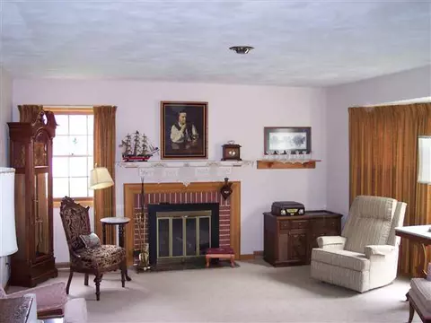507 Maple, Lena, IL 61048 photo 5