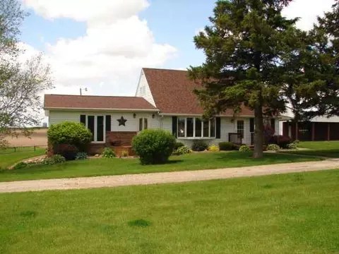 5337 S Spielman Rd, Leaf River, IL 61047 photo 2