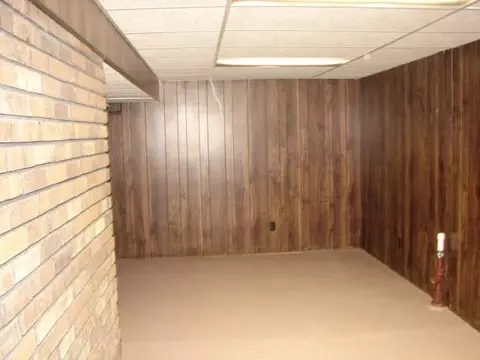 5337 S Spielman Rd, Leaf River, IL 61047 photo 6