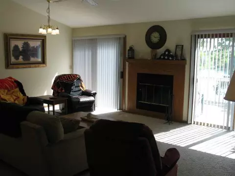 5-117 Chadbourne Dr, Lanark, IL 61046 photo 4