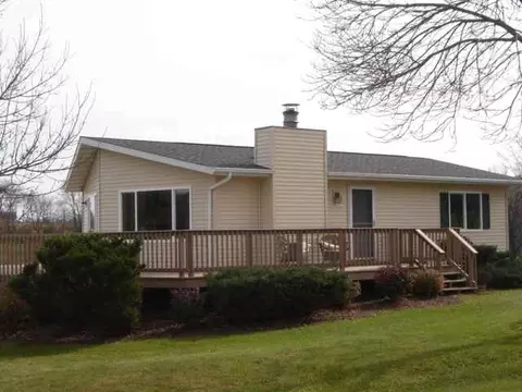 30-16 Brookside Dr, Lanark, IL 61046 photo 1
