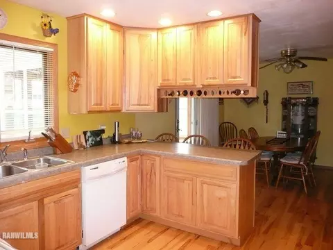 220 Palm Dr, Lena, IL 61048 photo 14