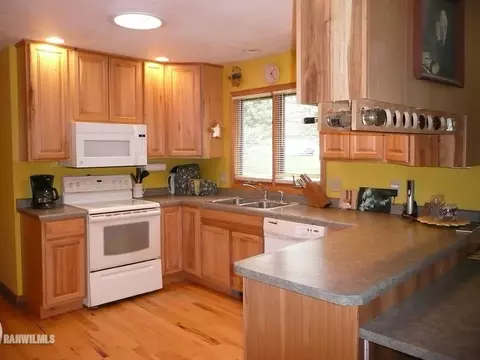 220 Palm Dr, Lena, IL 61048 photo 11