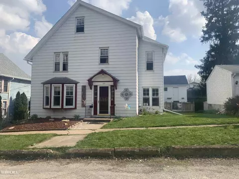 103 E Pleasant St, Mount Carroll, IL 61053 photo 1