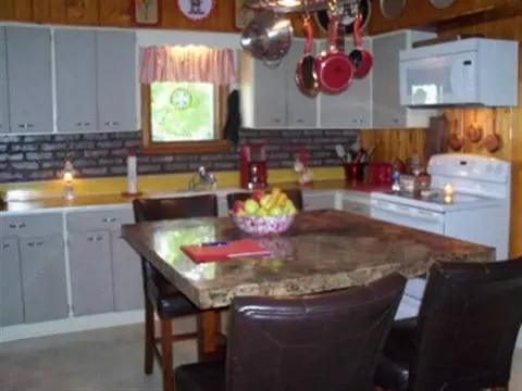 324 E 3rd St, Chadwick, IL 61014 photo 5