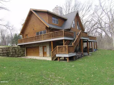 21-32 Forest Hill Dr, Lanark, IL 61046 photo 4