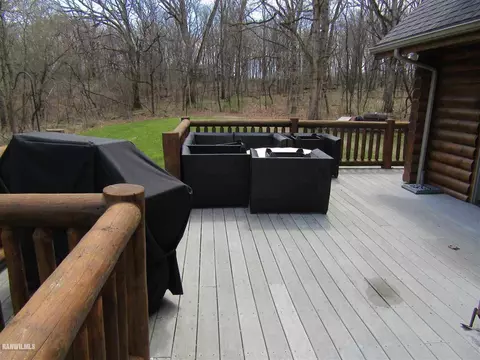 21-32 Forest Hill Dr, Lanark, IL 61046 photo 7