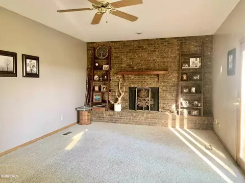 10854 Loop Rd, Savanna, IL 61074 photo 9