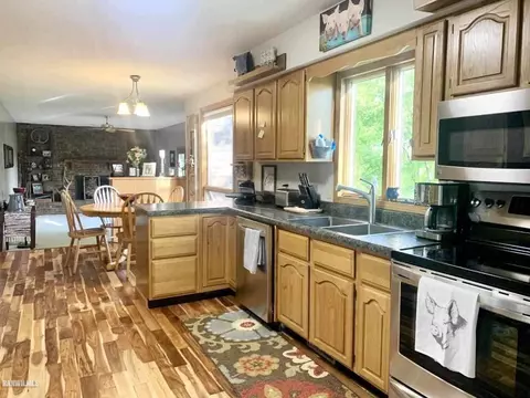 10854 Loop Rd, Savanna, IL 61074 photo 15