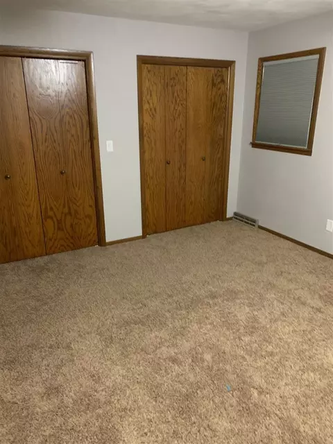 209 S West Side Ave, Lanark, IL 61046 photo 5