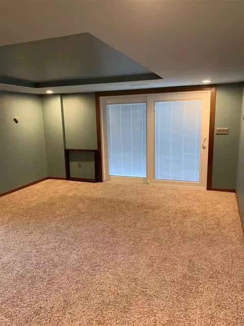 209 S West Side Ave, Lanark, IL 61046 photo 9
