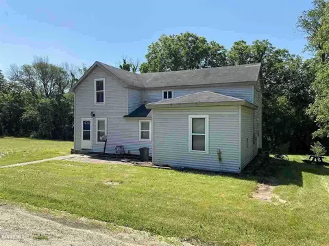 315 E Seminary St, Mount Carroll, IL 61053 photo 3