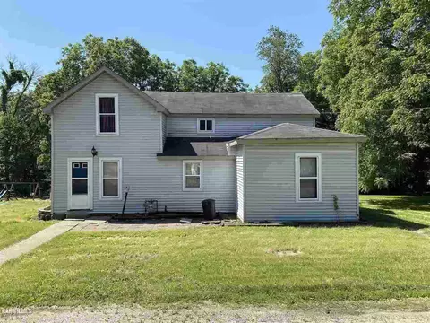 315 E Seminary St, Mount Carroll, IL 61053 photo 2