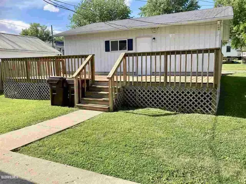 221 E Franklin St, Lanark, IL 61046 photo 6