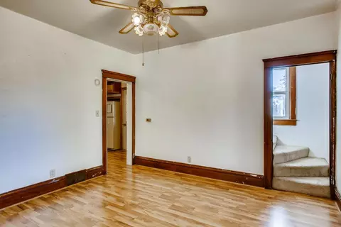 627 S Burchard Ave, Freeport, IL 61032 photo 4