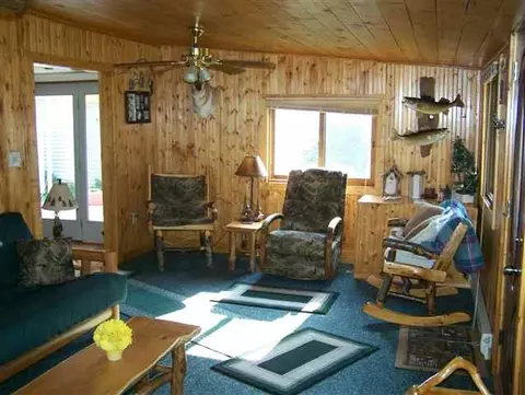 9235 Webb Rd, Thomson, IL 61285 photo 3