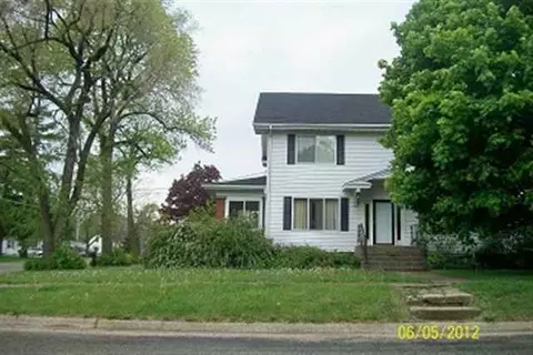 763 John St, Pecatonica, IL 61063 photo 1