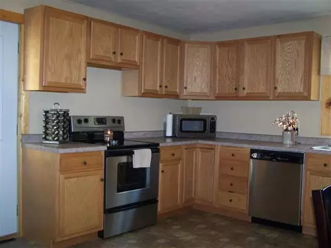 628 E Franklin St, Lanark, IL 61046 photo 2