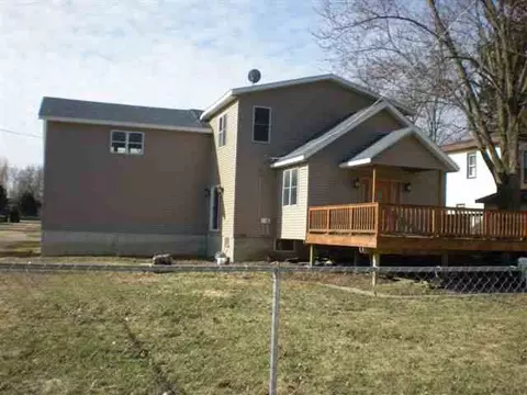 619 E Franklin St, Lanark, IL 61046 photo 3