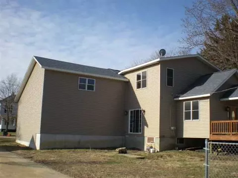 619 E Franklin St, Lanark, IL 61046 photo 4