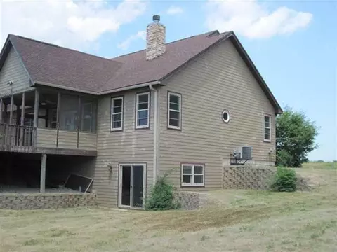 10359 E Felts Rd, Davis, IL 61019 photo 10