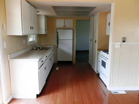 515 E North St, Durand, IL 61024 photo 9
