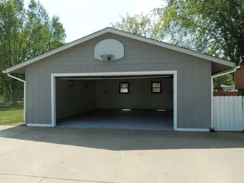 515 E North St, Durand, IL 61024 photo 3