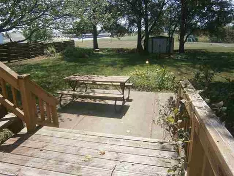411 E Ridge St, Mount Carroll, IL 61053 photo 4