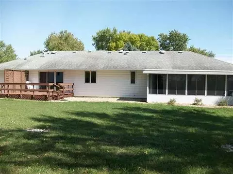 2338 Eagle Dr, Freeport, IL 61032 photo 11