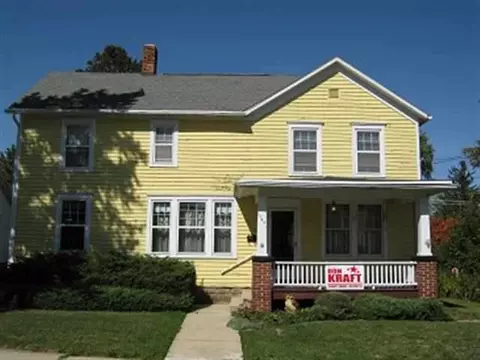 544 E Illinois, Freeport, IL 61032 photo 1