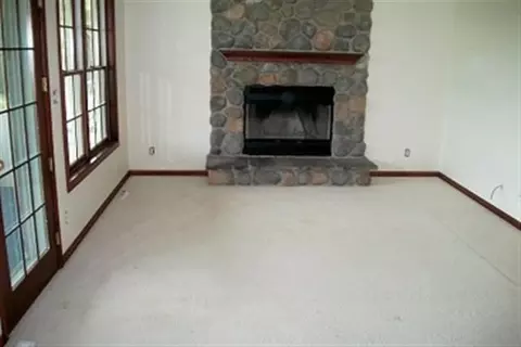 16201 Green, Pecatonica, IL 61063 photo 5