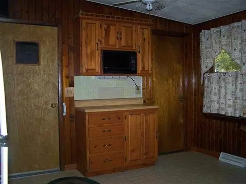 242 S Truman St, Lanark, IL 61046 photo 4