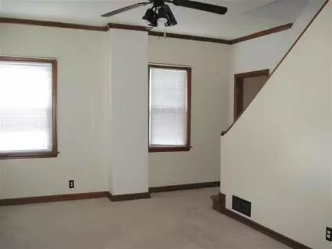 835 S Arcade Ave, Freeport, IL 61032 photo 6