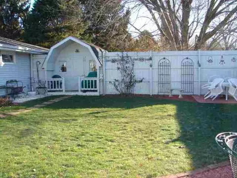 2419 Shepard Dr, Freeport, IL 61032 photo 10