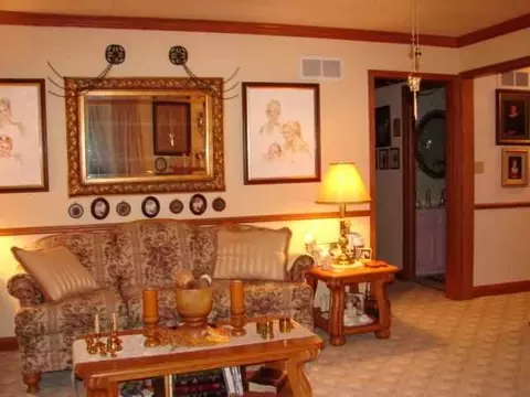 2419 Shepard Dr, Freeport, IL 61032 photo 6