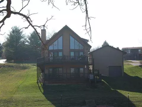 4-102 Beachcomber Ln, Lanark, IL 61046 photo 1
