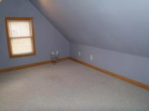 744 E Center St, Freeport, IL 61032 photo 10