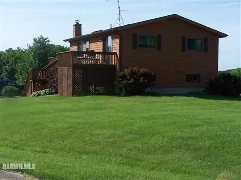 2-306 Holiday Ct, Lanark, IL 61046 photo 11
