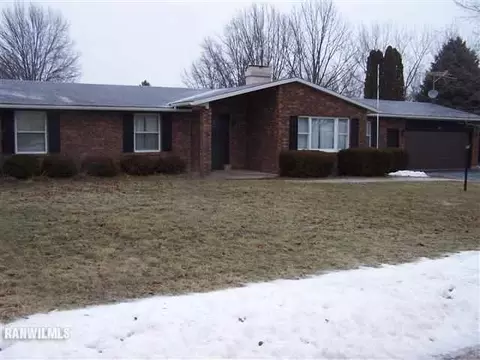 308 E Palm Dr, Lena, IL 61048 photo 1