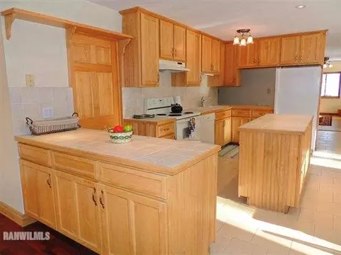 17280 Stateline Rd, Davis, IL 61019 photo 5