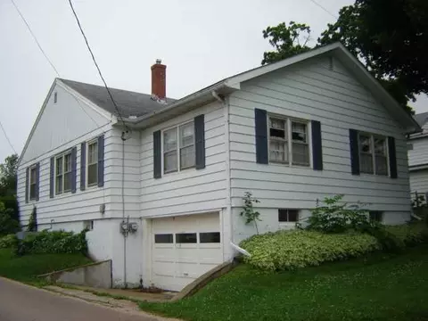 206 E Franklin St, Mount Carroll, IL 61053 photo 9