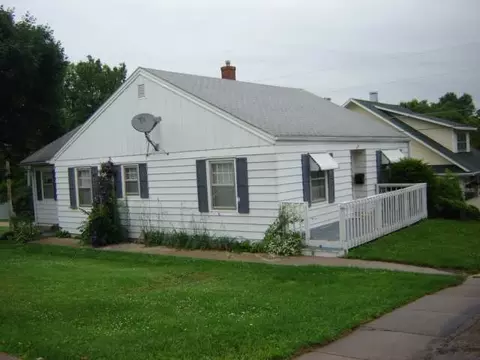 206 E Franklin St, Mount Carroll, IL 61053 photo 1