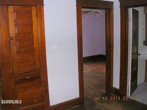 1201 S Maple, Freeport, IL 61032 photo 6