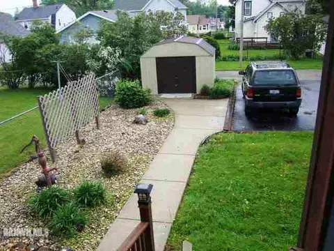802 Empire St, Freeport, IL 61032 photo 11