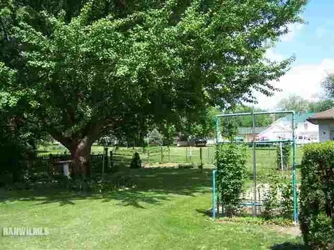 129 Parker Ct, Lanark, IL 61046 photo 3