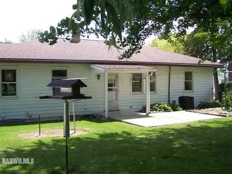 129 Parker Ct, Lanark, IL 61046 photo 2